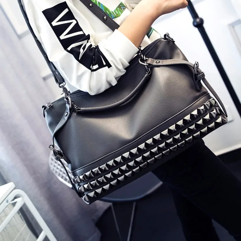 Sac Bandoulière Sac À Main|Sac Cabas Et Fourre-tout^Sac à main clouté en cuir pour femme