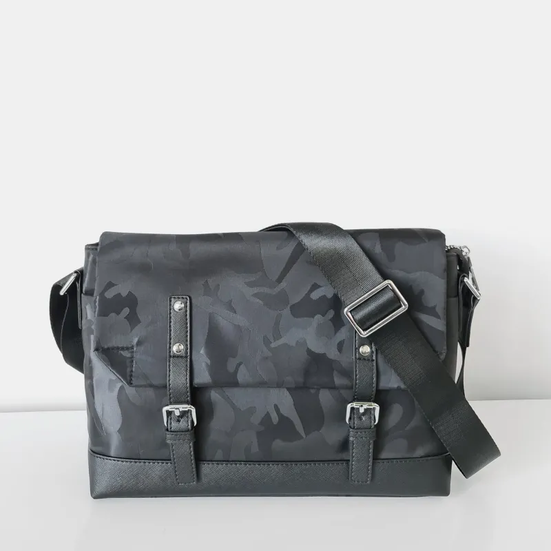 Sac Bandoulière Sacoche Et Porte-documents|Sac Besace^Sac besace Oxford camouflage avec garniture cuir safiano noir
