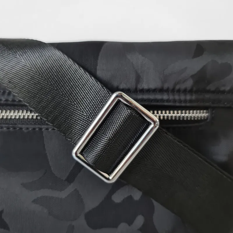 Sac Bandoulière Sacoche Et Porte-documents|Sac Besace^Sac besace Oxford camouflage avec garniture cuir safiano noir