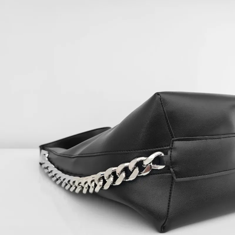 Sac Bandoulière Sac À Main|Sac Cabas Et Fourre-tout^Sac cabas avec anse bandoulière et chaîne décorative noir