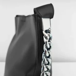 Sac Bandoulière Sac À Main|Sac Cabas Et Fourre-tout^Sac cabas avec anse bandoulière et chaîne décorative noir
