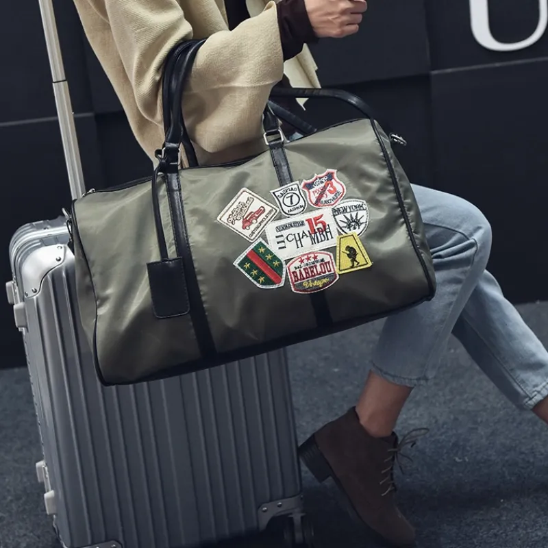 Sac Bandoulière Sac Voyage & Weekend^Sac de voyage 48h à bandoulière pour homme avec blasons